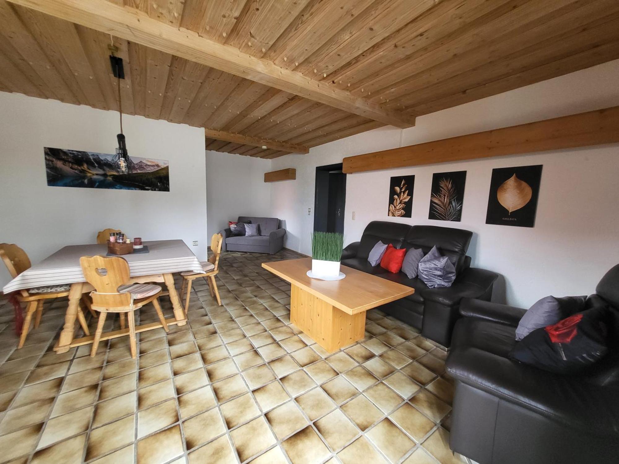 Haus Anna Apartment *